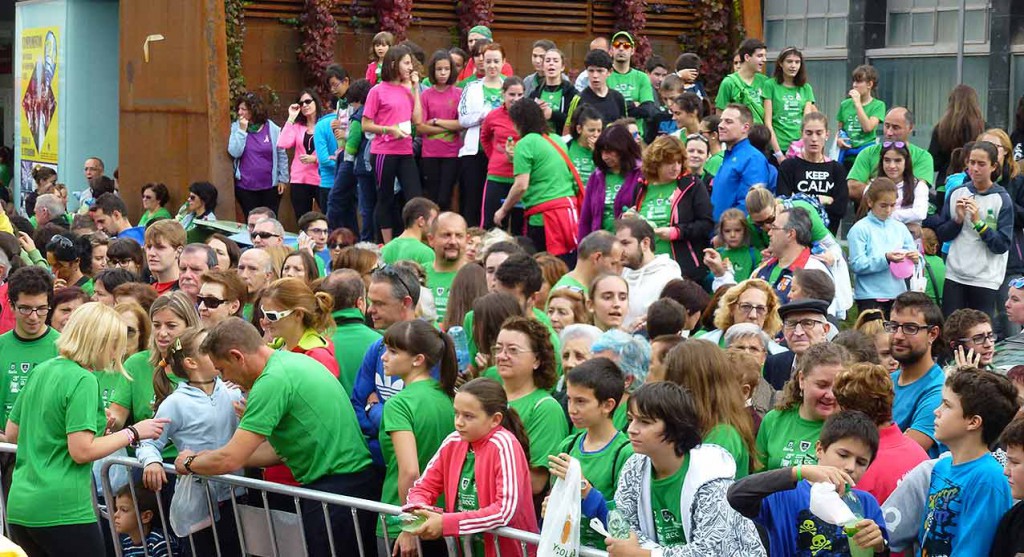 Tercer-Camino-por-Soria-contra-el-Cancer-gente-en-Mariano-Granados