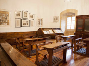 Interior del aula de Machado en el Instituto Antonio Machado