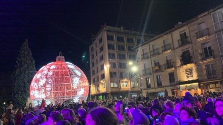 Arranca la campaña #EligetuNavidad ya esta abierta la pista de hielo, además hoy da comienzo los Soria Bonos y el día 5 con el clásico Encendido